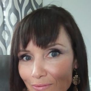 Meet your Posher, Deanna